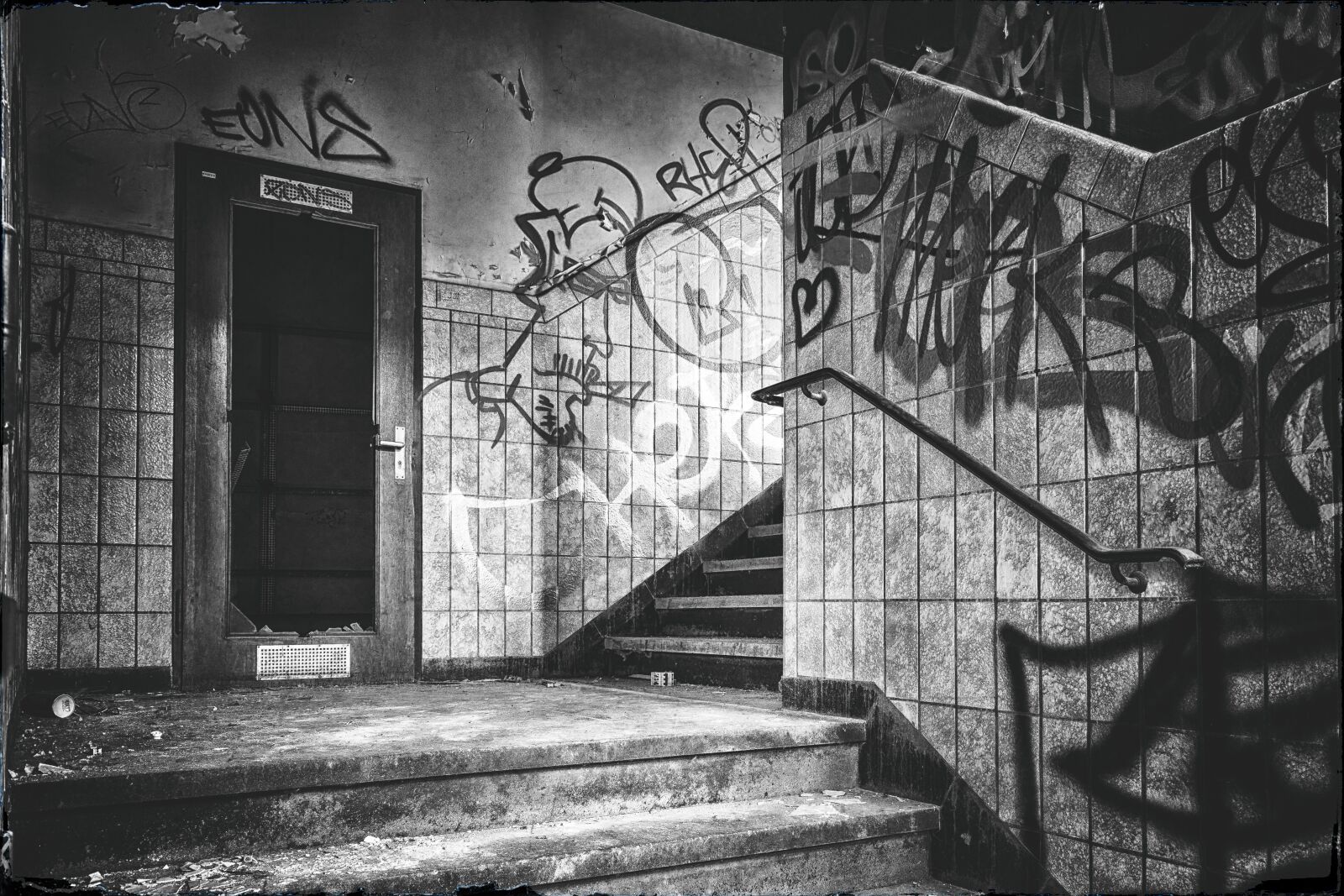 Nikon D3300 sample photo. Lost places, black white photography