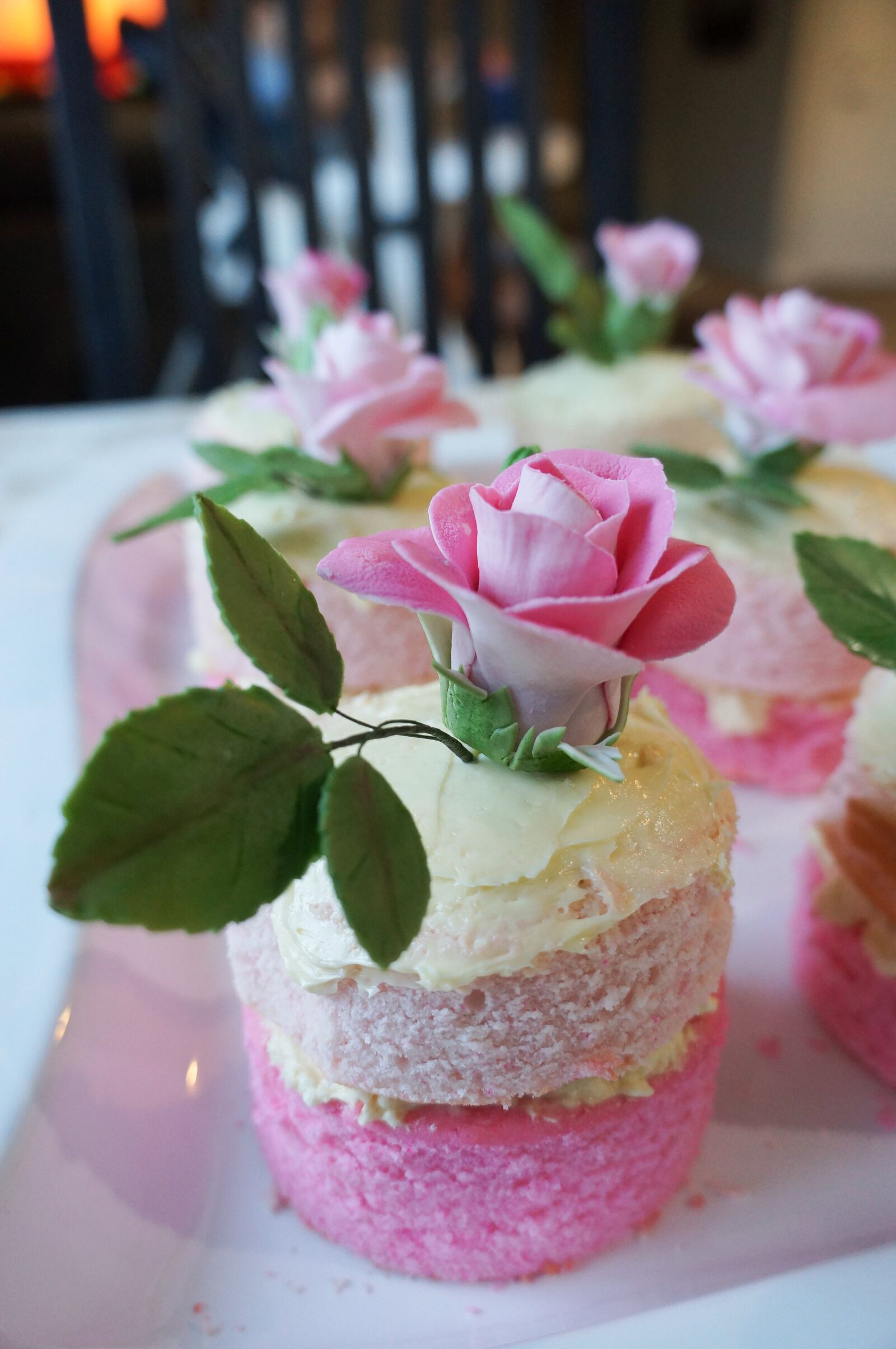 Sony Alpha NEX-F3 + Sony E 18-55mm F3.5-5.6 OSS sample photo. Cake, bakery, bake photography