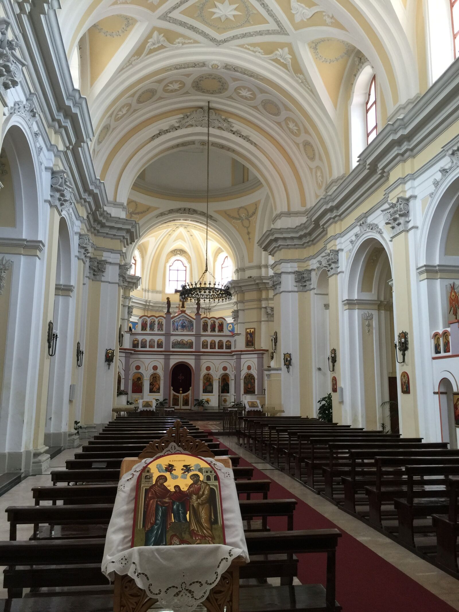 iPhone 6 Plus back camera 4.15mm f/2.2 sample photo. Italy, church, santa maria photography