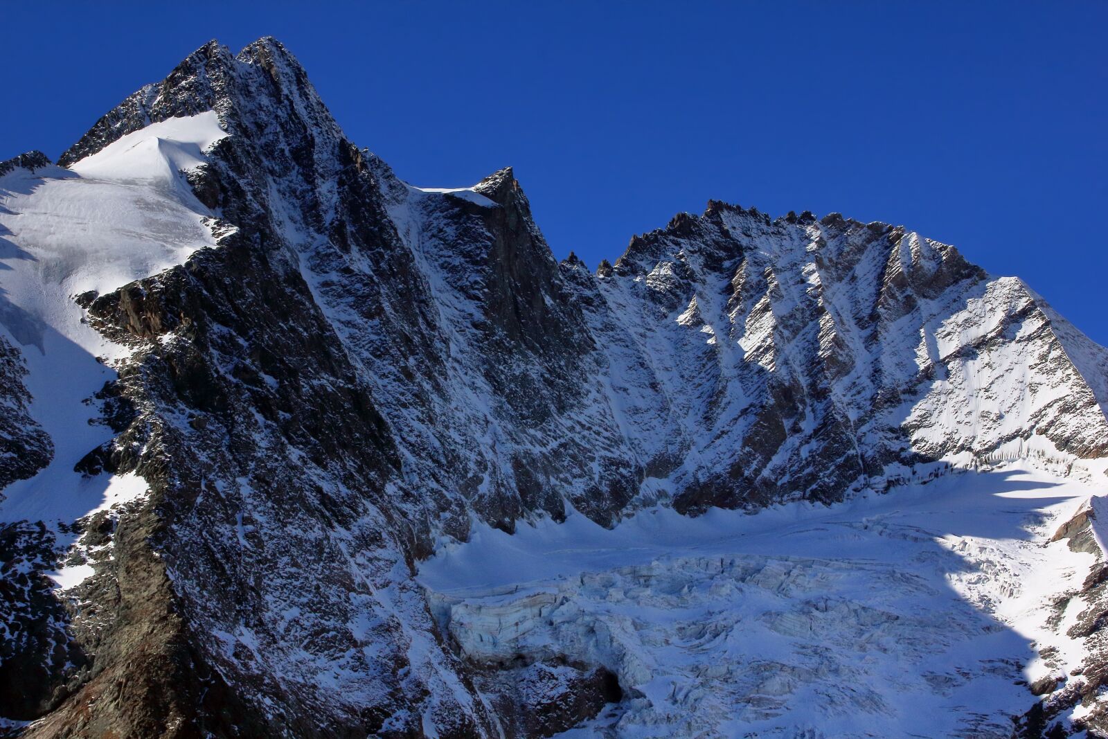 Canon EOS 550D (EOS Rebel T2i / EOS Kiss X4) sample photo. Grossglockner, glacier, mountains photography