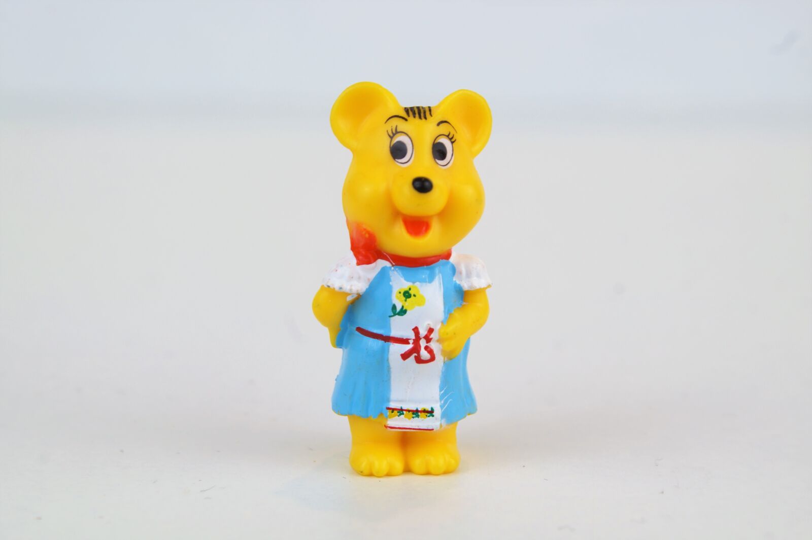 Sony DT 18-70mm F3.5-5.6 sample photo. Haribo, gummi bears, fruit photography