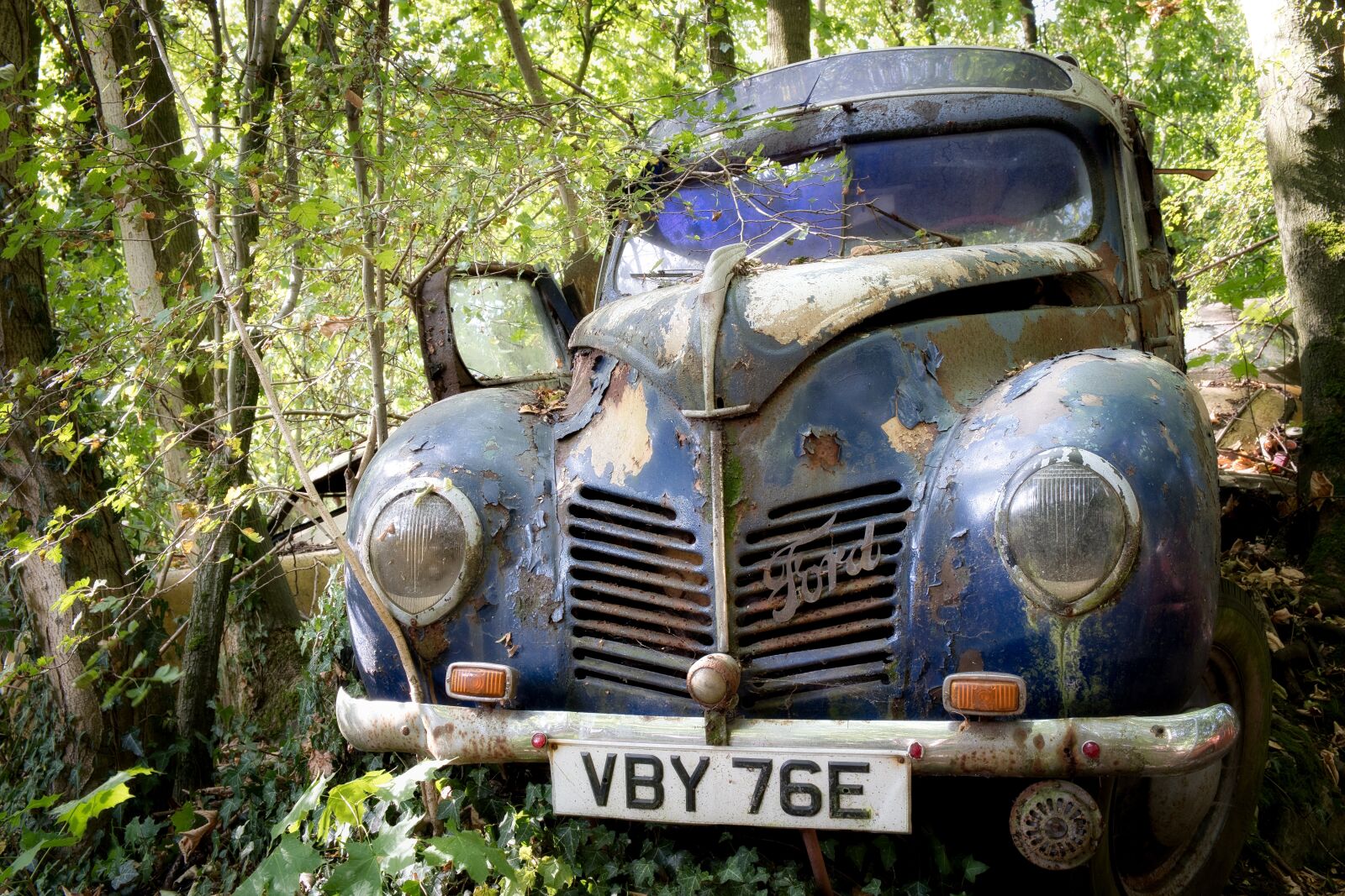 Fujifilm X-T2 sample photo. Lost place, auto, oldtimer photography