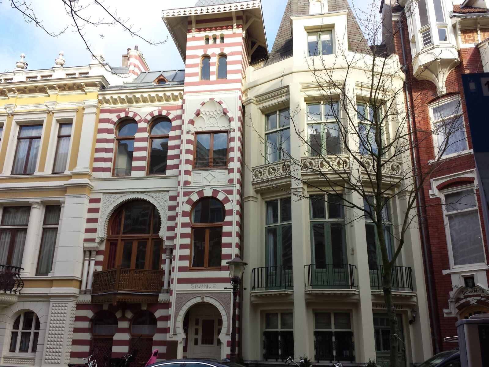 Samsung Galaxy S4 sample photo. Houses, street photography