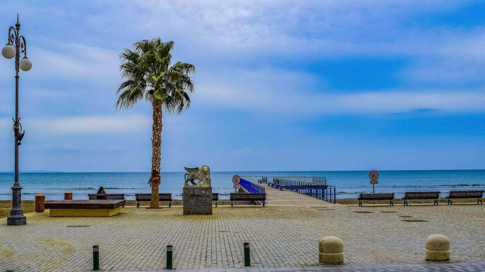 Nikon D3300 sample photo. Cyprus, larnaca, promenade photography