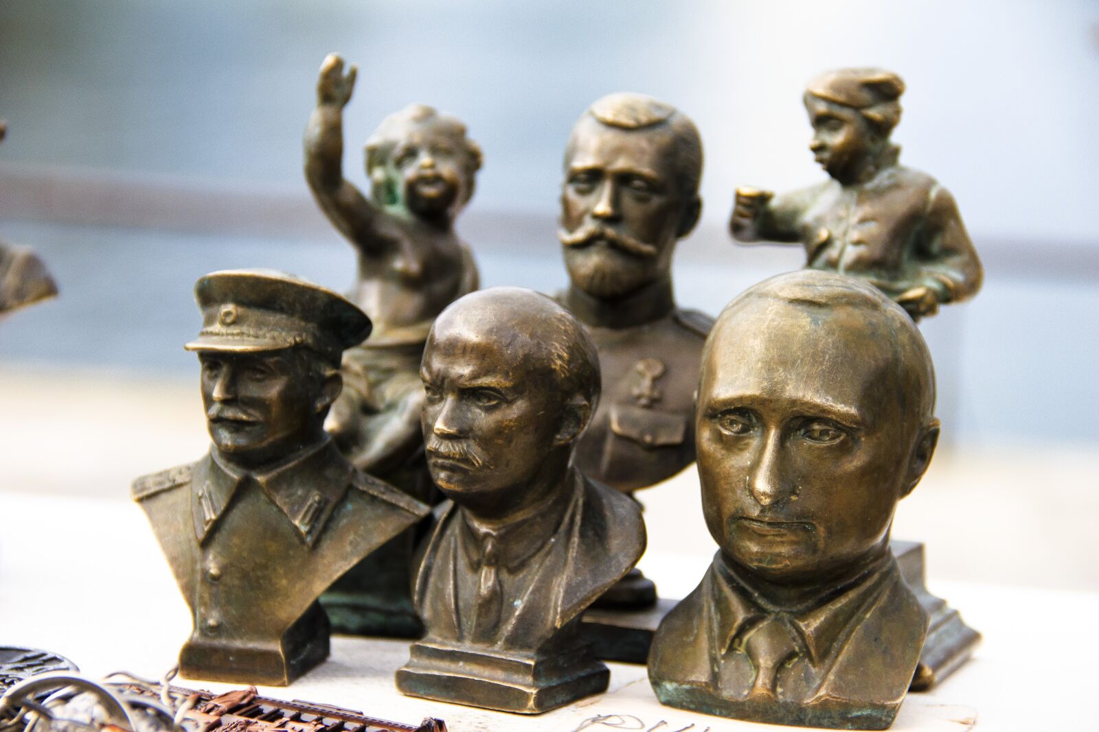 Canon EOS 650D (EOS Rebel T4i / EOS Kiss X6i) sample photo. Bust, bronze, sculpture photography