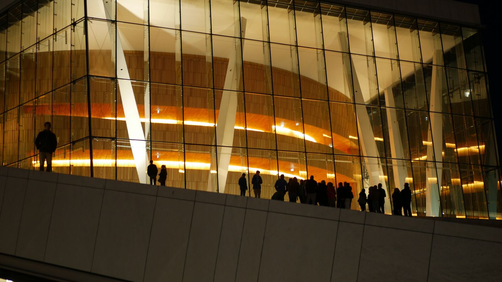 Panasonic Lumix DMC-G85 (Lumix DMC-G80) sample photo. Oslo, opera house, architecture photography