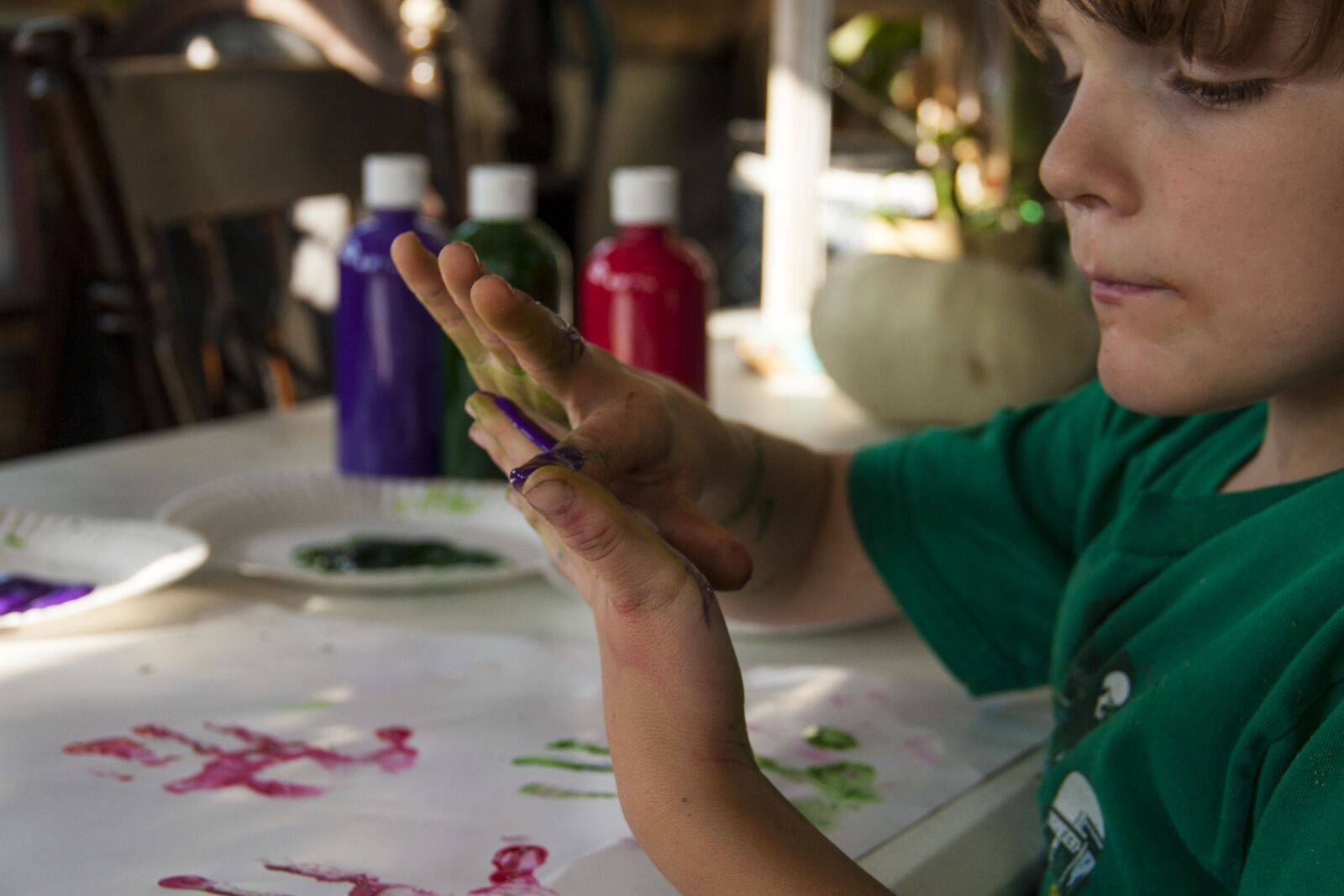 Canon EOS 30D sample photo. Painting, finger paints, intent photography