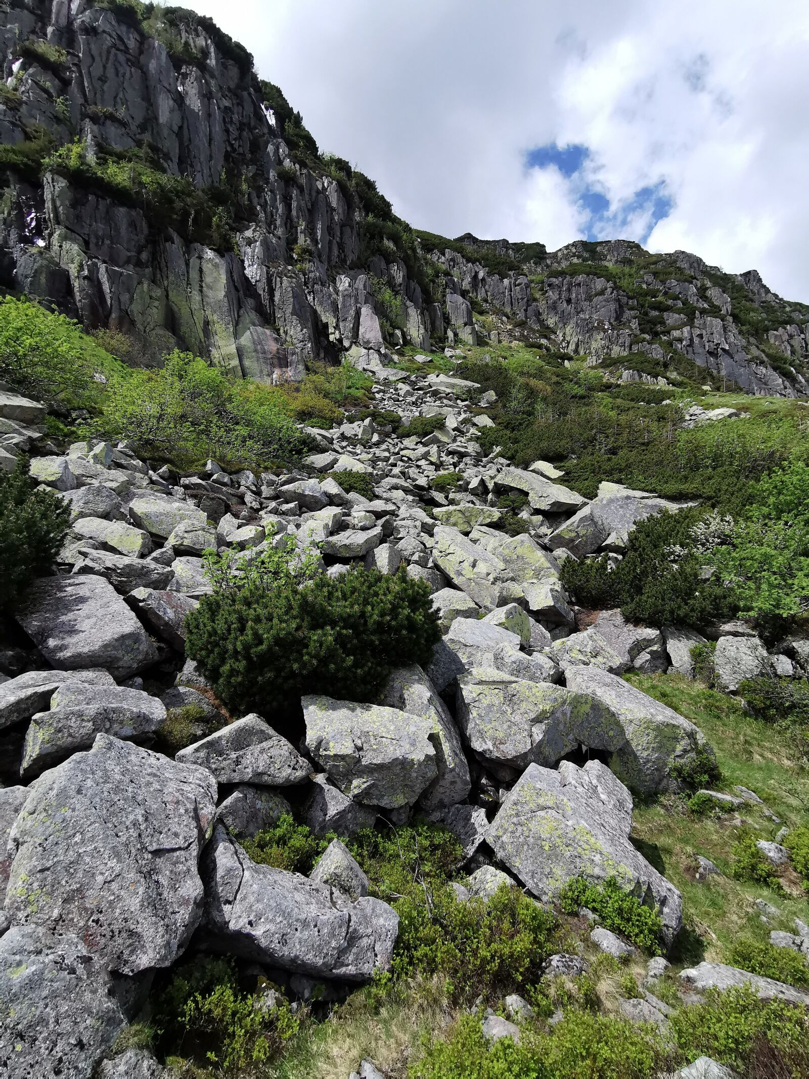 HUAWEI P30 Pro sample photo. Mountains, the stones, rocks photography