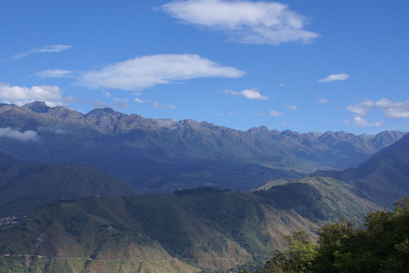 Sony Alpha DSLR-A100 sample photo. Mérida, venezuela, cordillera photography