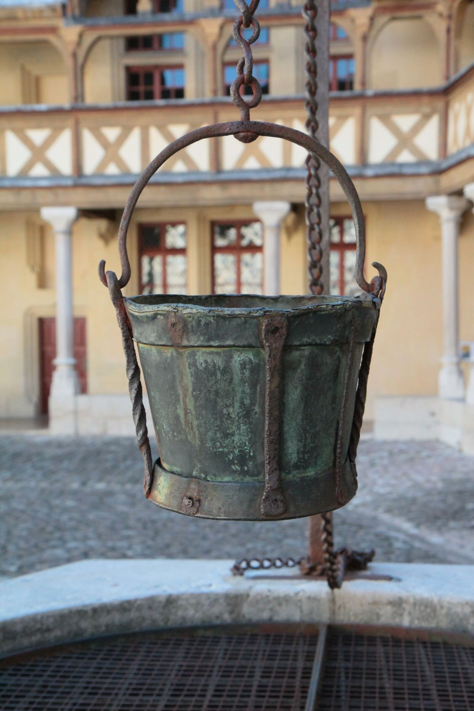 Canon EOS 600D (Rebel EOS T3i / EOS Kiss X5) sample photo. Beaune, the hospices de photography