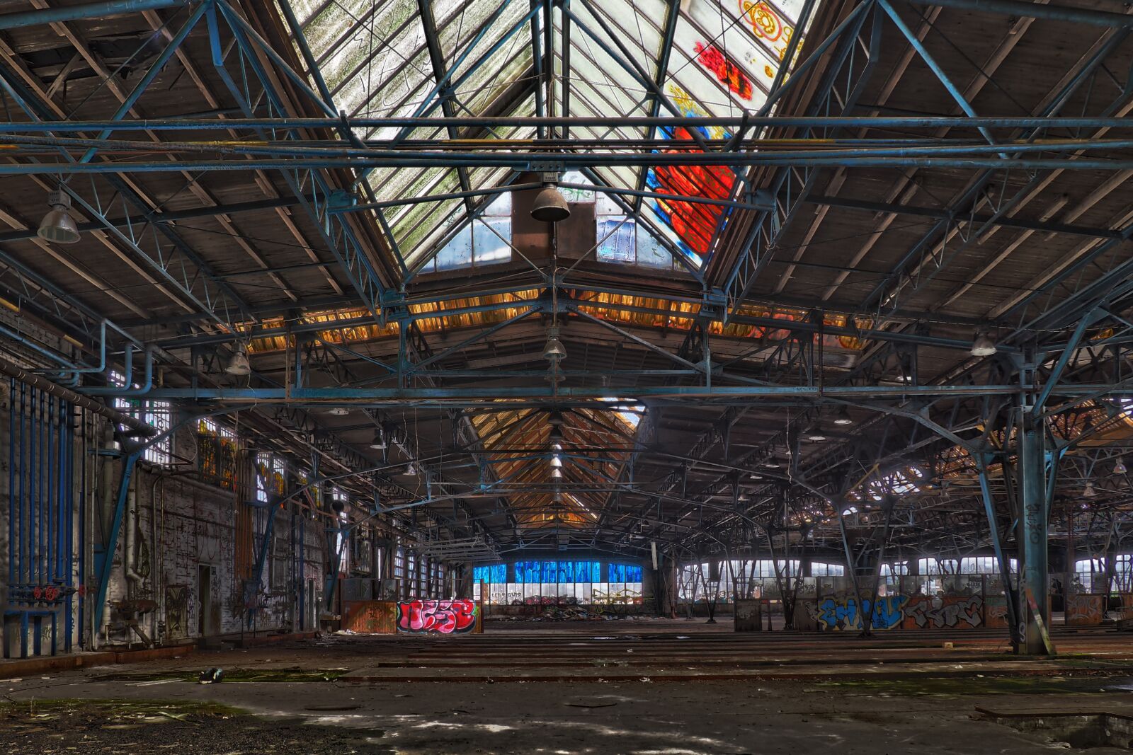Olympus OM-D E-M10 sample photo. Lost places, pforphoto, old photography