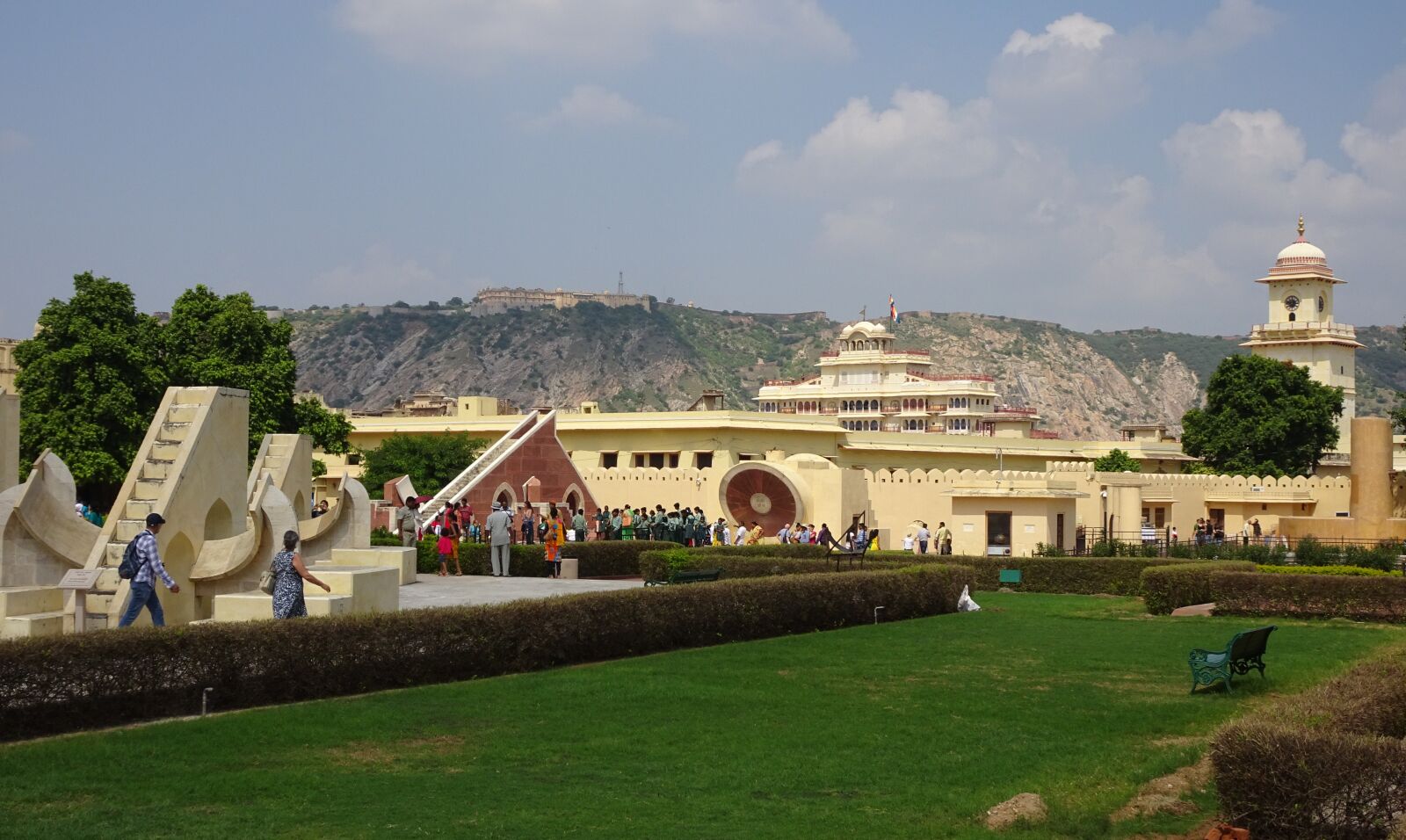 Sony Cyber-shot DSC-HX90V sample photo. Jantar mantar, architectural, astronomical photography