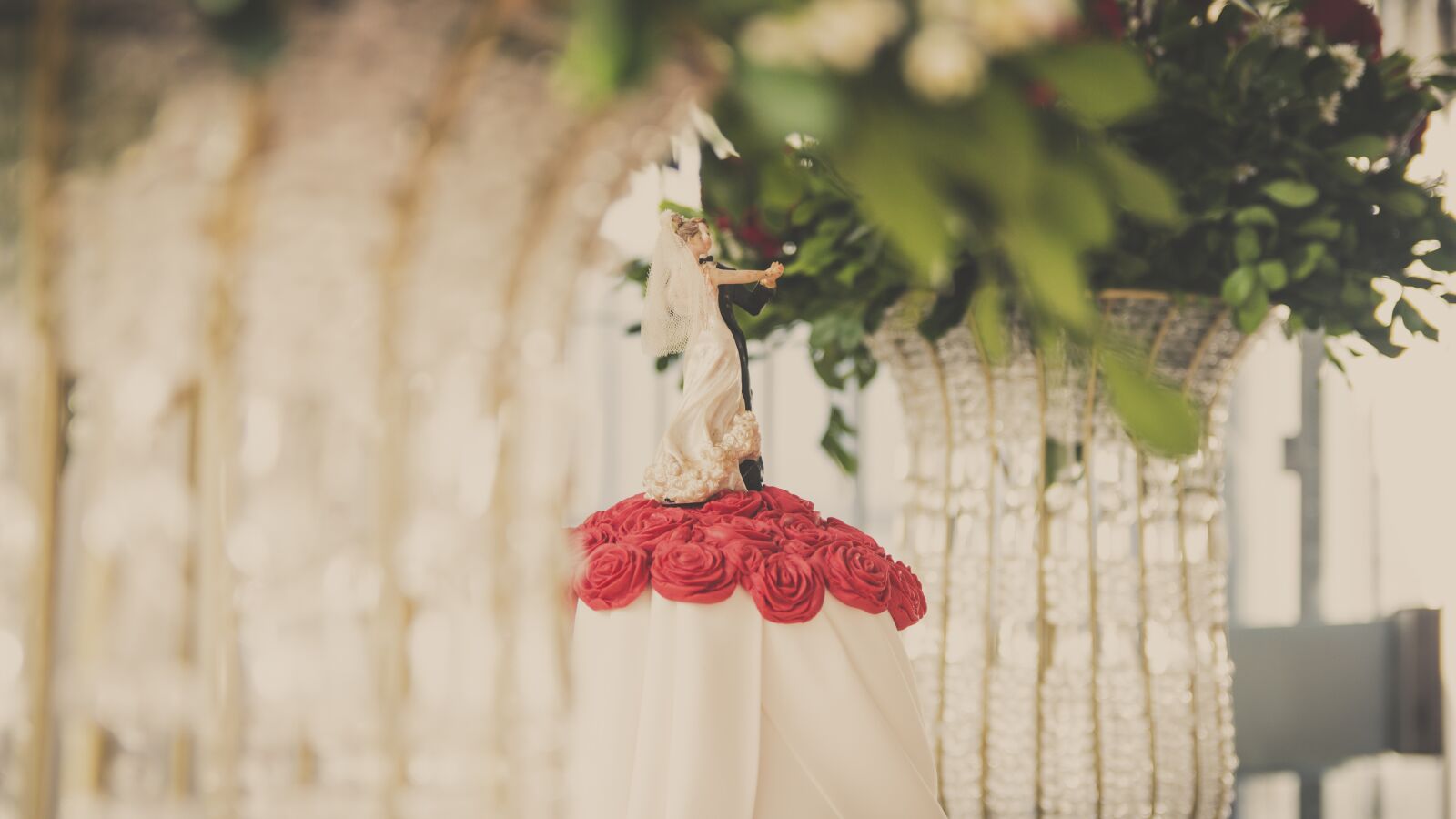 Canon EOS 700D (EOS Rebel T5i / EOS Kiss X7i) sample photo. Marriage, cake, grooms photography