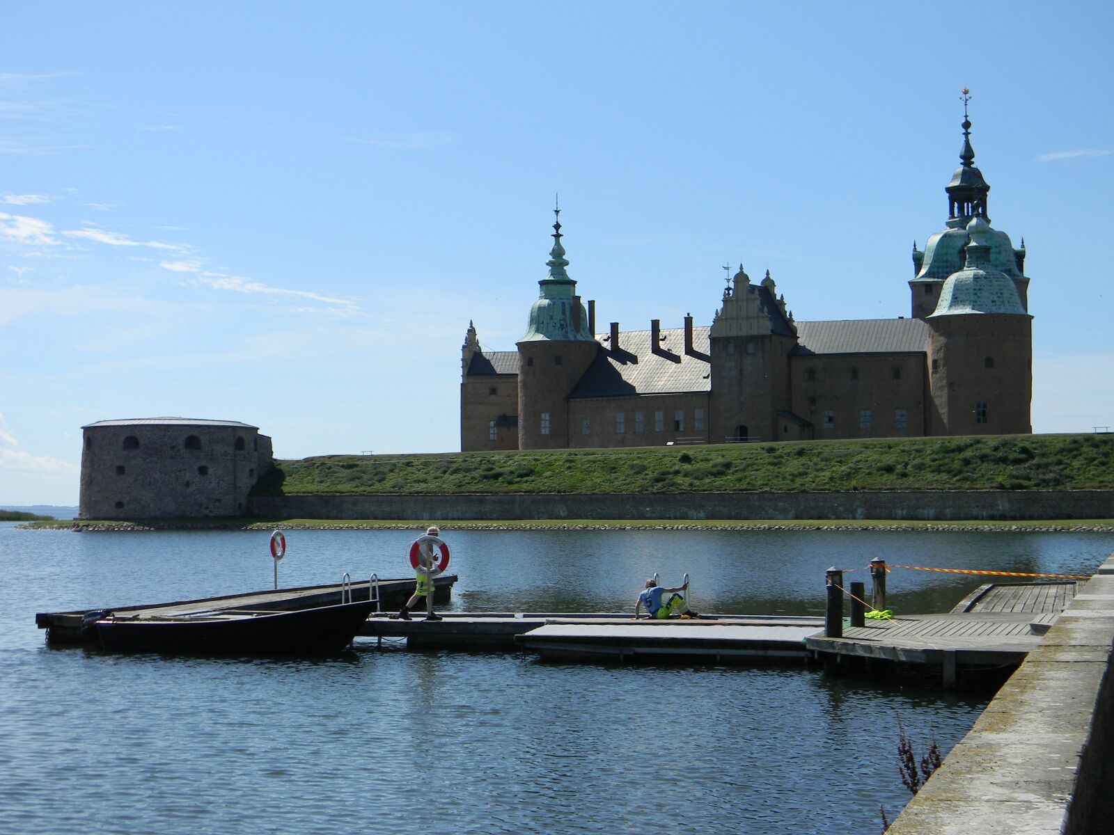 Nikon Coolpix L110 sample photo. Sweden, castle, summer photography