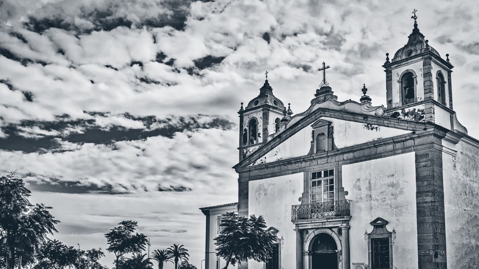 Canon EF-S 17-85mm F4-5.6 IS USM sample photo. Church, italy, architecture photography
