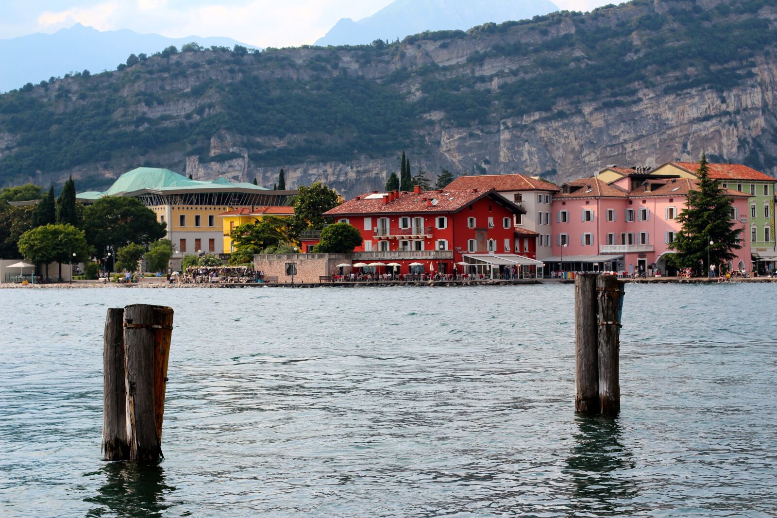 Canon EOS 600D (Rebel EOS T3i / EOS Kiss X5) + Canon EF 50mm F1.4 USM sample photo. Italy, garda, torbole photography
