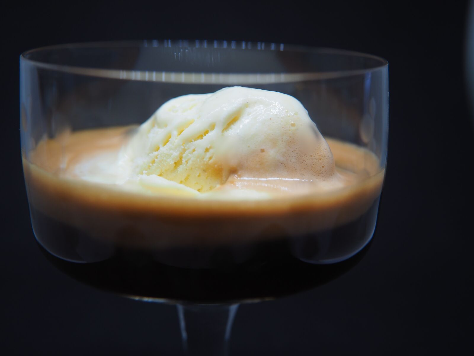 Olympus OM-D E-M10 sample photo. Espresso, coffee, ice photography