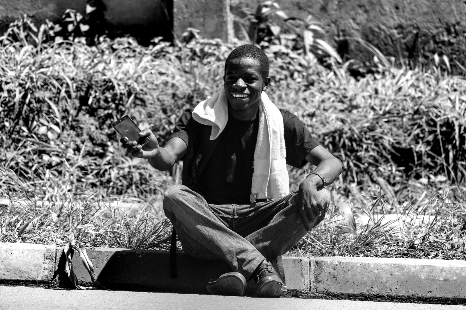 Canon EOS 700D (EOS Rebel T5i / EOS Kiss X7i) sample photo. African, youth, laughing photography