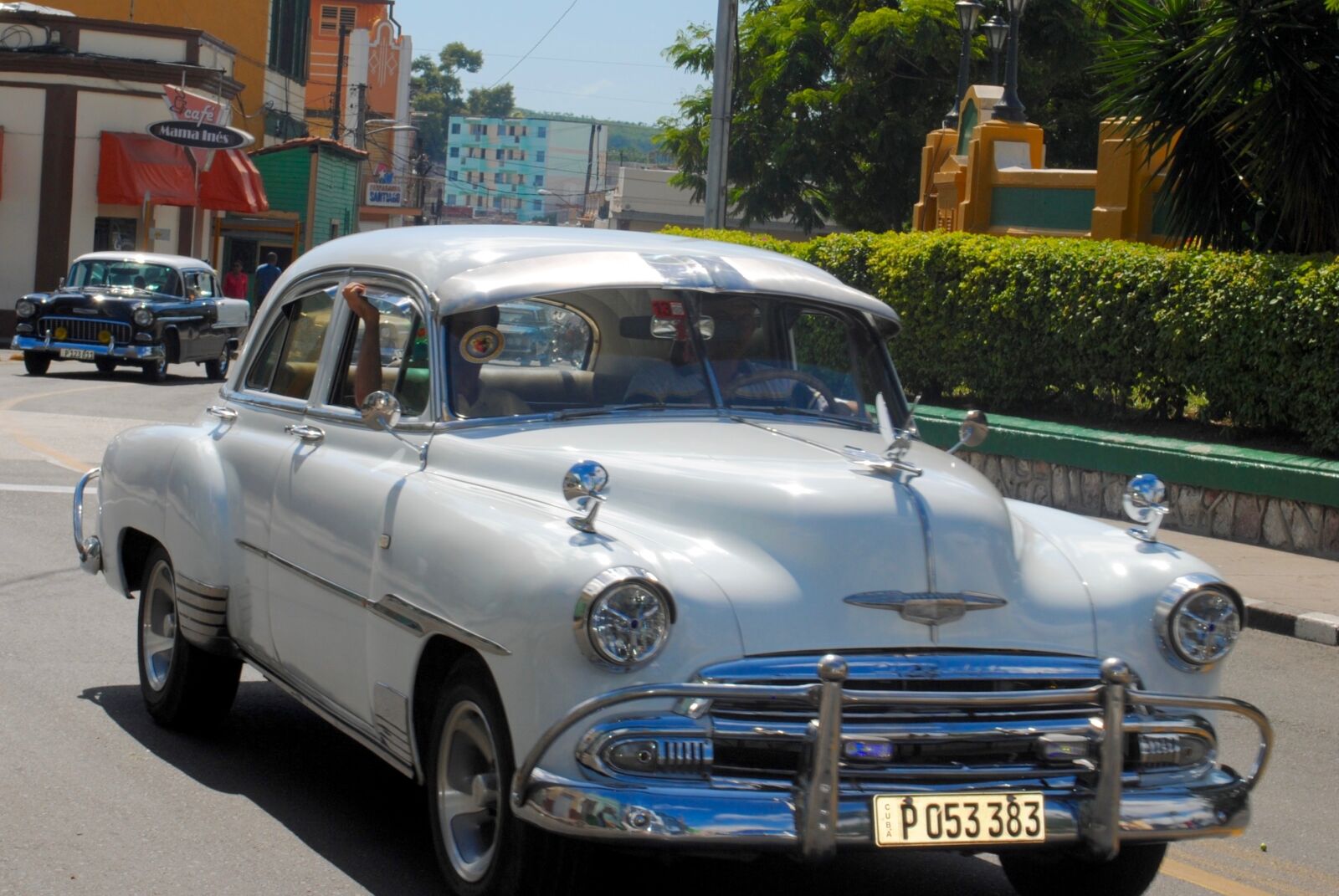 Nikon D3000 sample photo. Antique, vintage, car photography