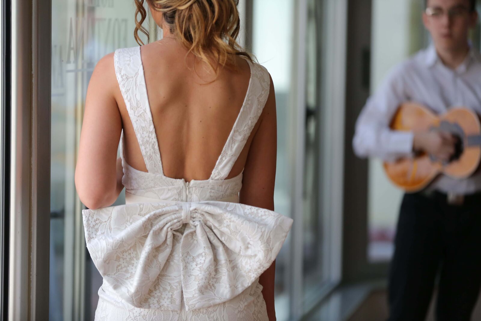 Canon EOS 5D Mark III sample photo. Elegance, dress, glamour, skin photography