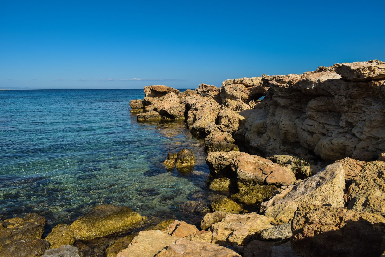 Nikon D3300 sample photo. Rocky coast, sea, seashore photography