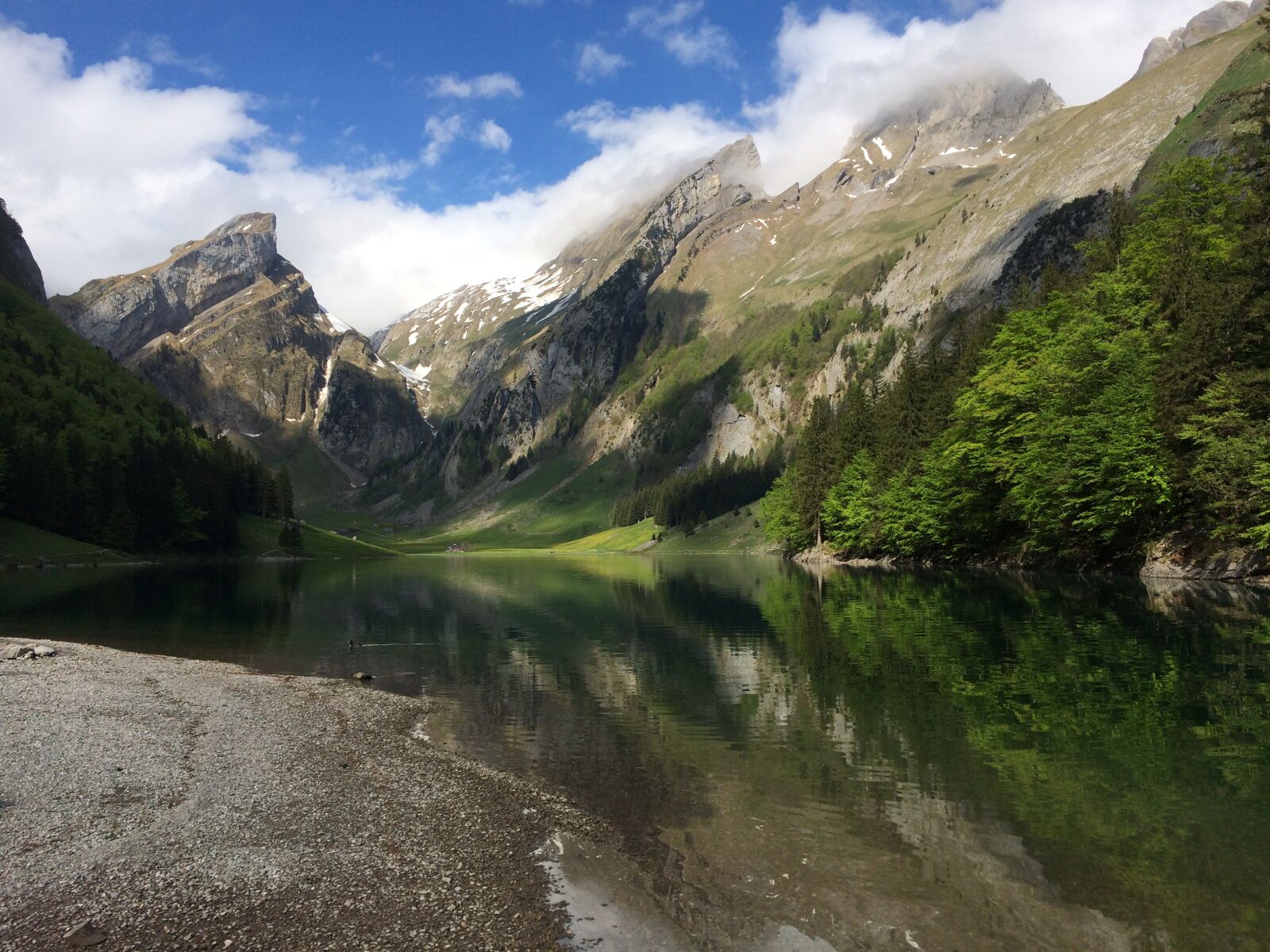 iPhone 5s back camera 4.15mm f/2.2 sample photo. Hiking, mountaineering, climb photography
