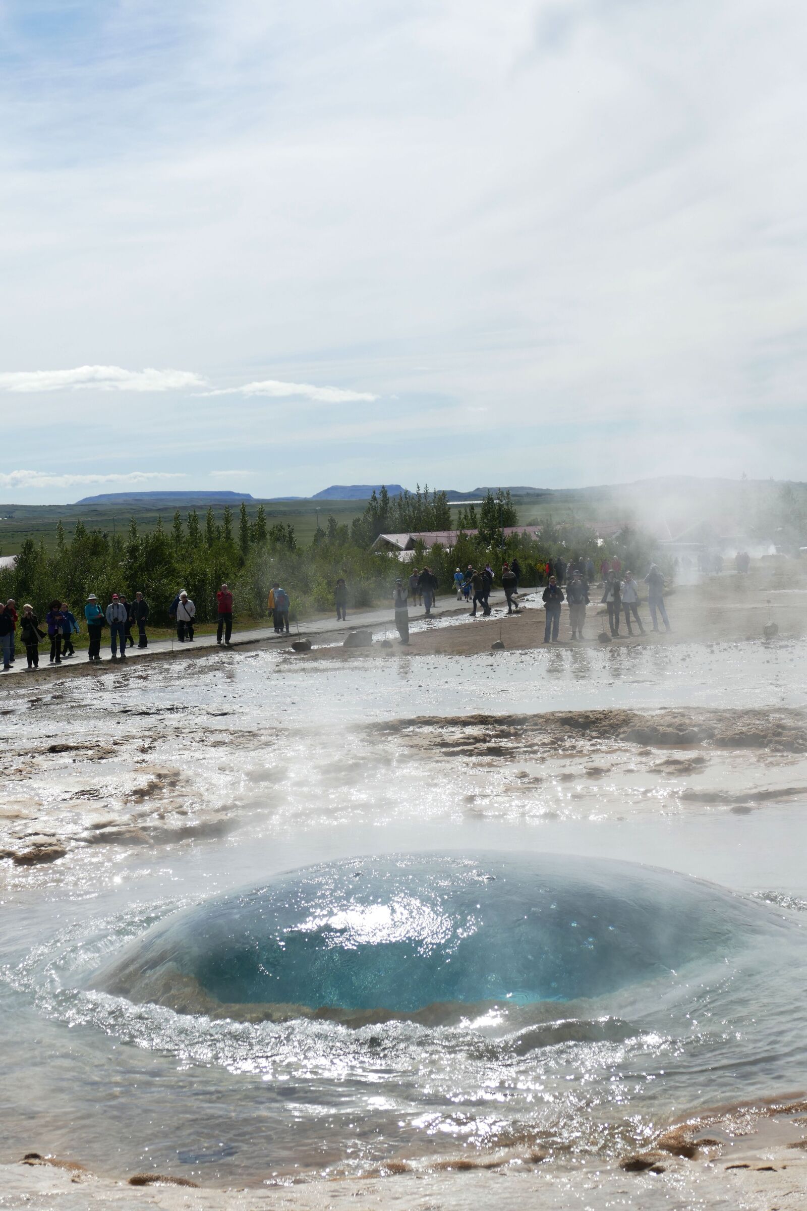 Panasonic Lumix DMC-FZ1000 sample photo. Geyser, iceland, fountain photography