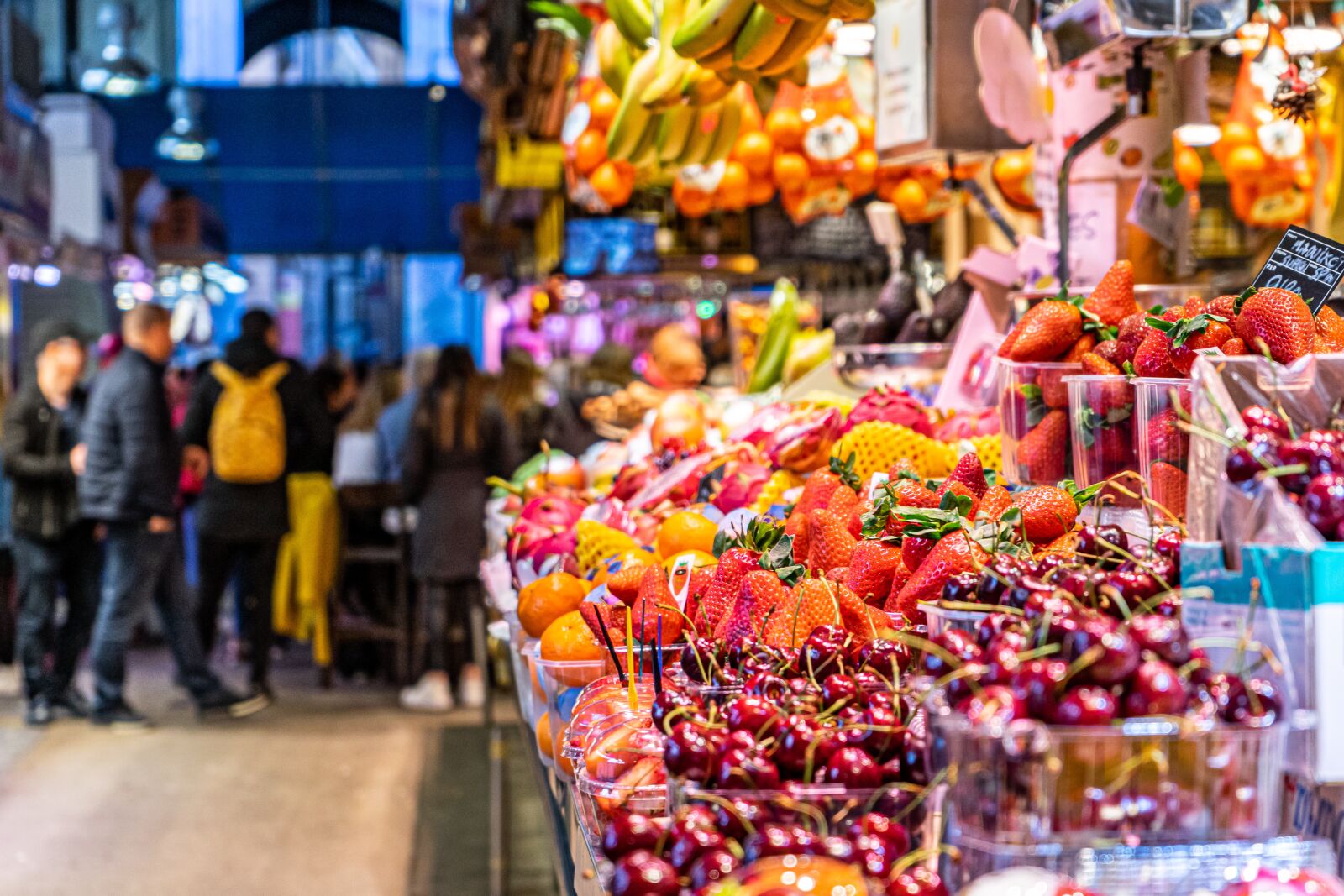 Sony a7 II + Sony FE 28-70mm F3.5-5.6 OSS sample photo. Market, fruit, food photography