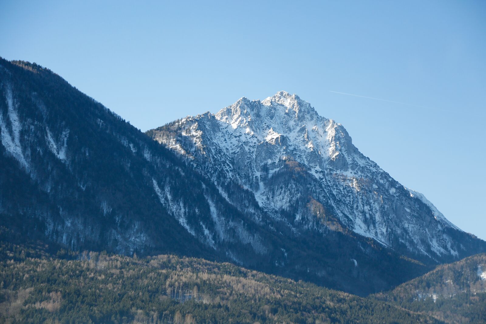 Canon EF 24-105mm F4L IS USM sample photo. Mountains, sky, landscape photography