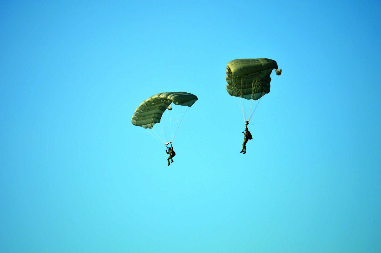 Nikon D3200 sample photo. Parachute, skydiving, training photography