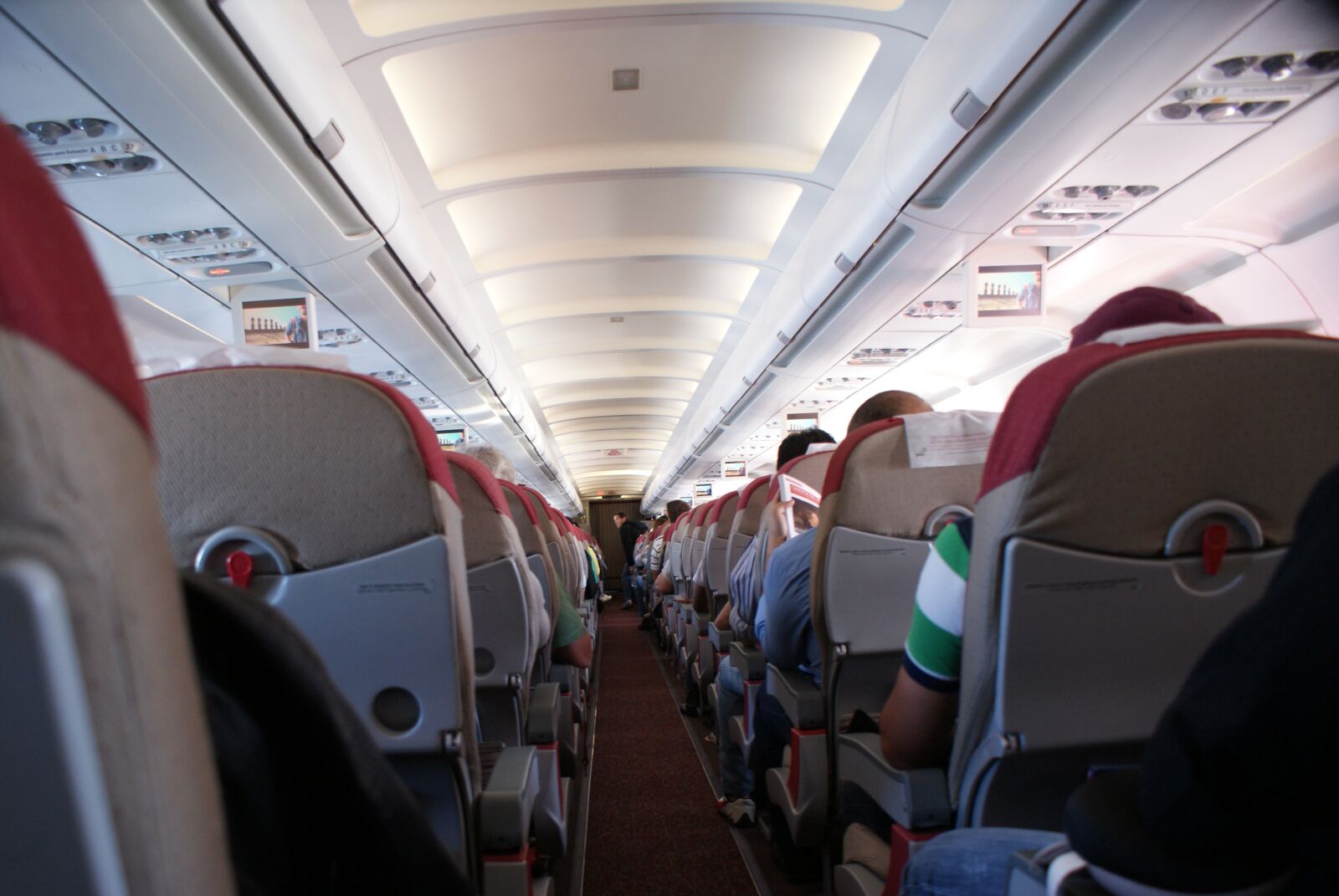 Sony Alpha DSLR-A200 sample photo. Plane, hall, seat photography