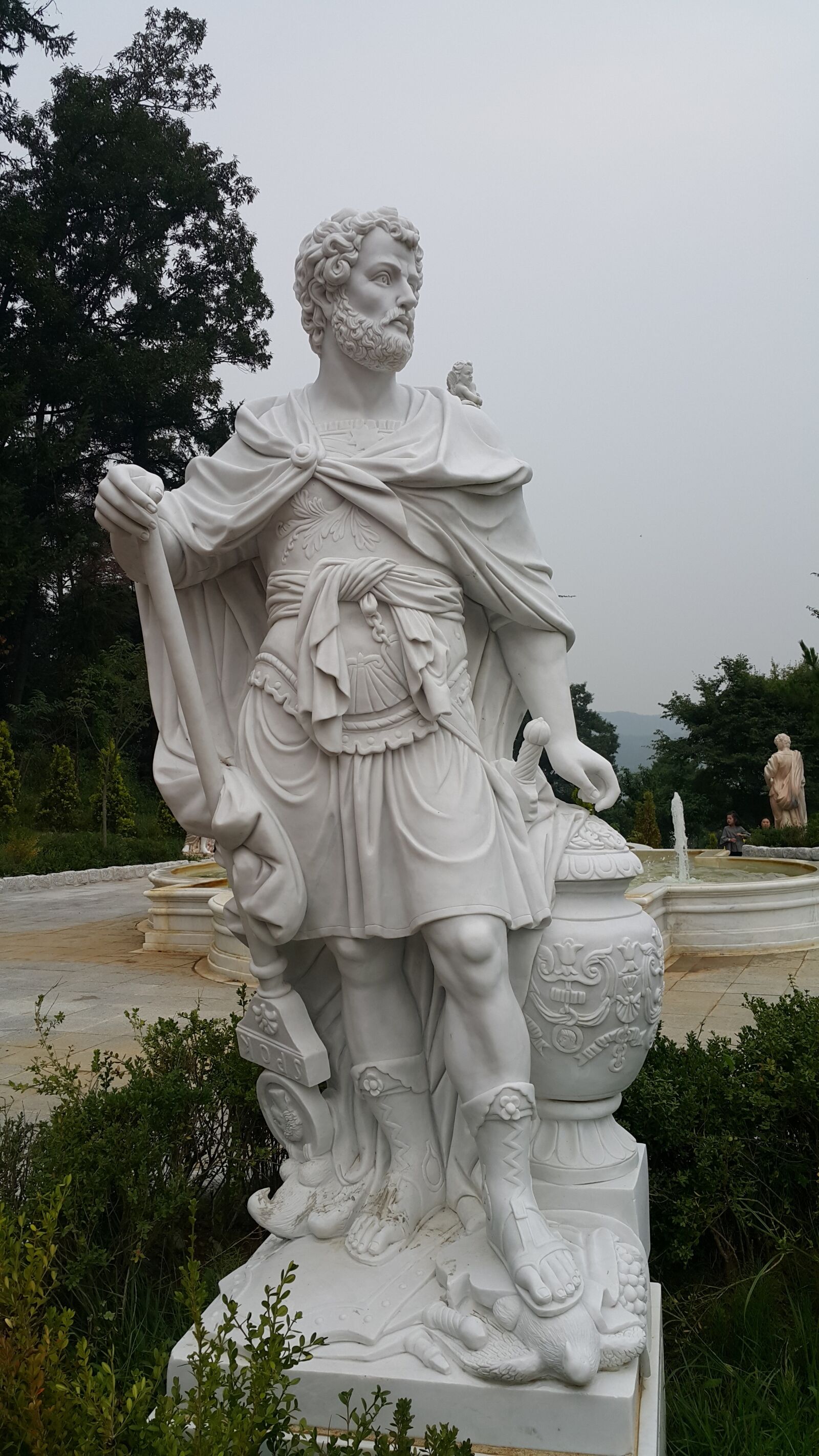 Samsung Galaxy Note4 sample photo. Statue, man, mythology photography