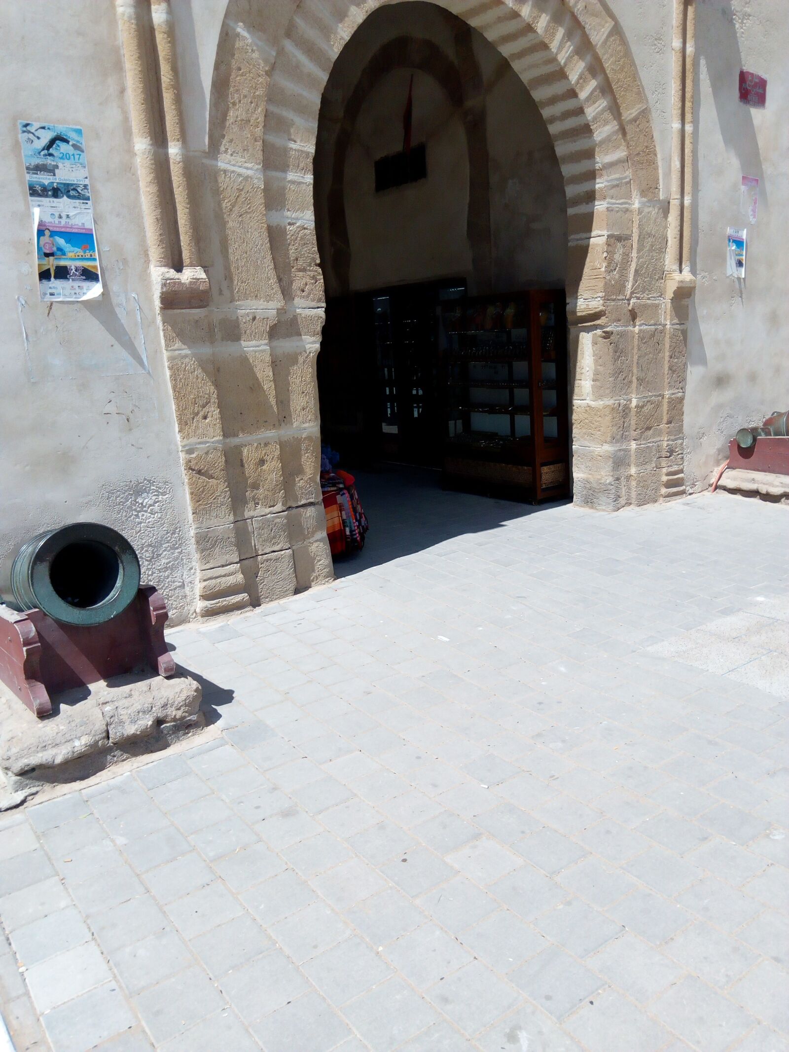 Infinix HOT5 sample photo. Gate, door, front photography