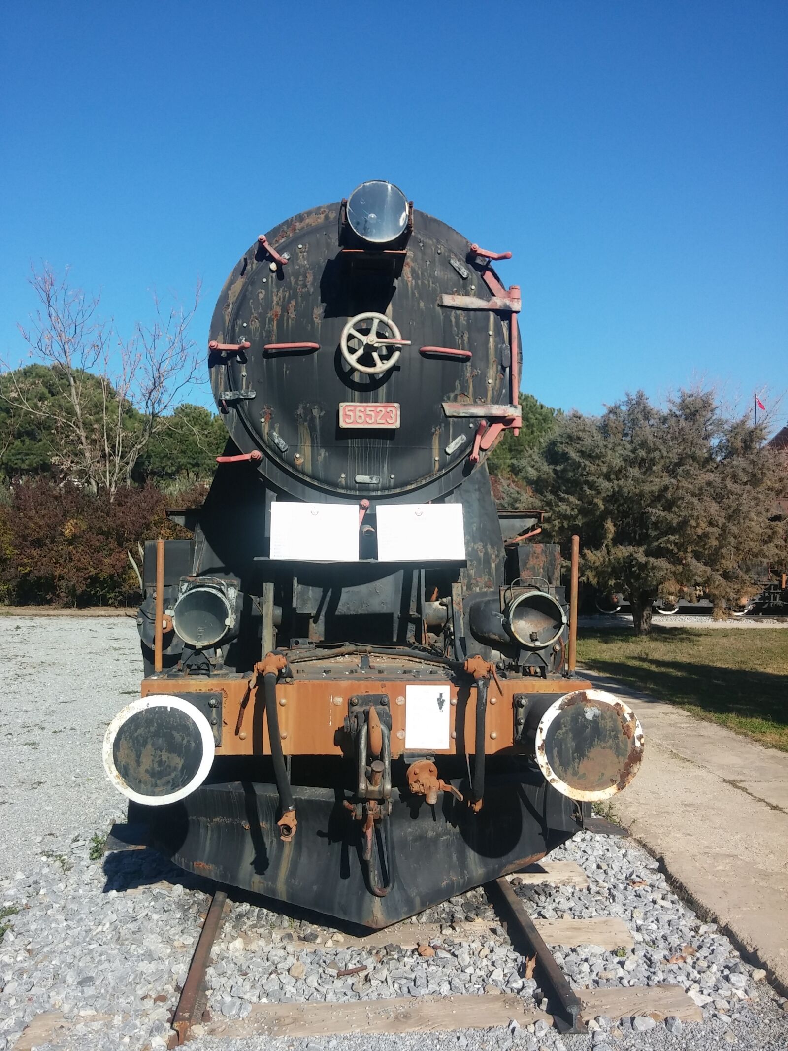 LG G2 sample photo. Train, wagon, old photography