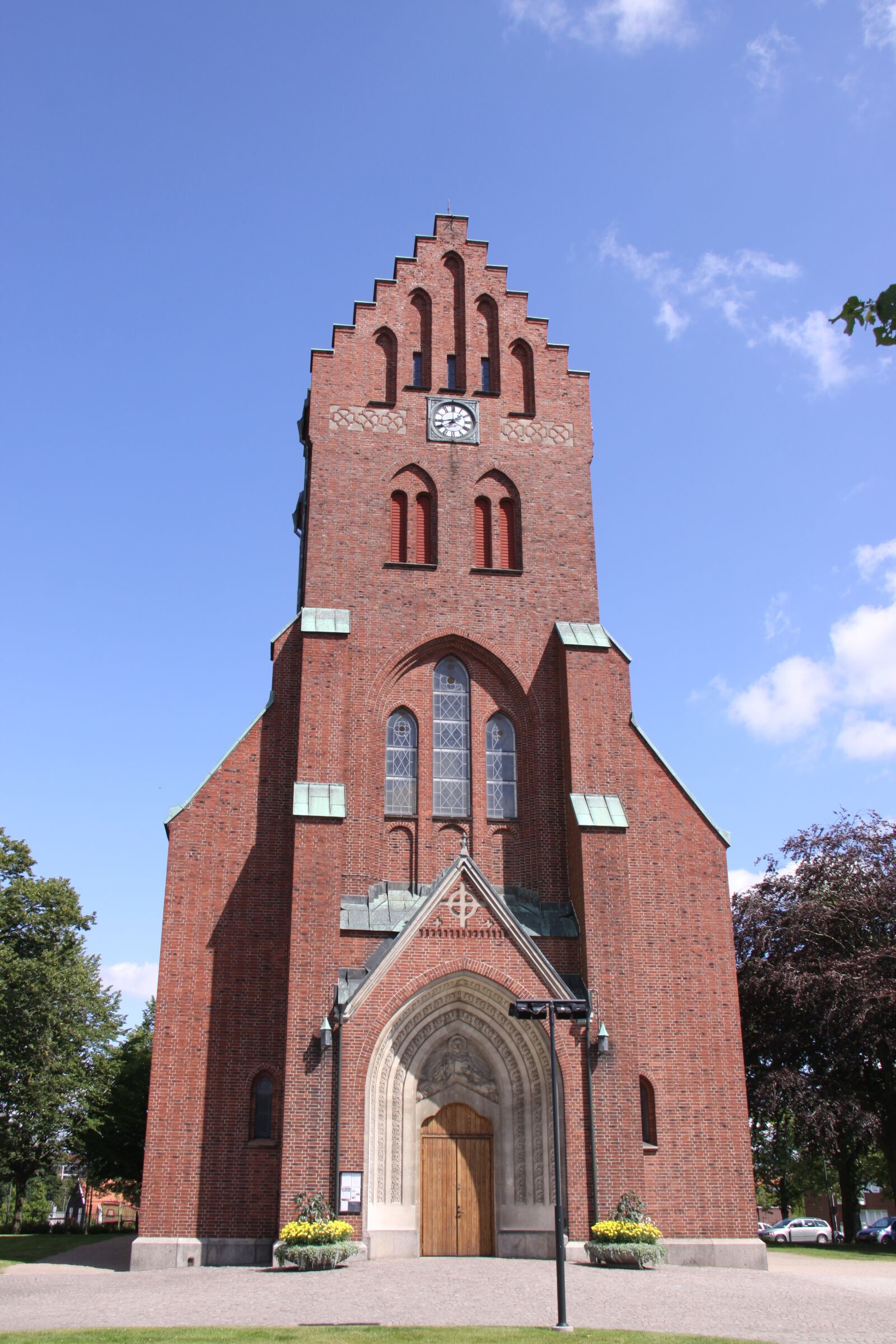 Canon EOS 50D sample photo. Swedish, church, brickstone photography