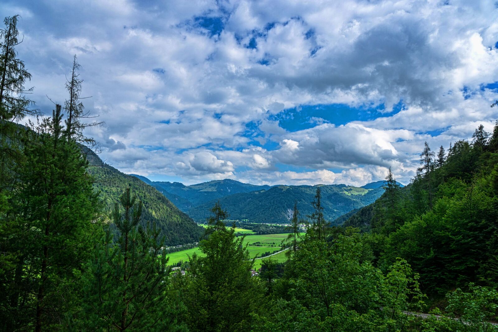 Sony ILCA-77M2 + Sony DT 16-50mm F2.8 SSM sample photo. Hagertal, kössen, tyrol photography