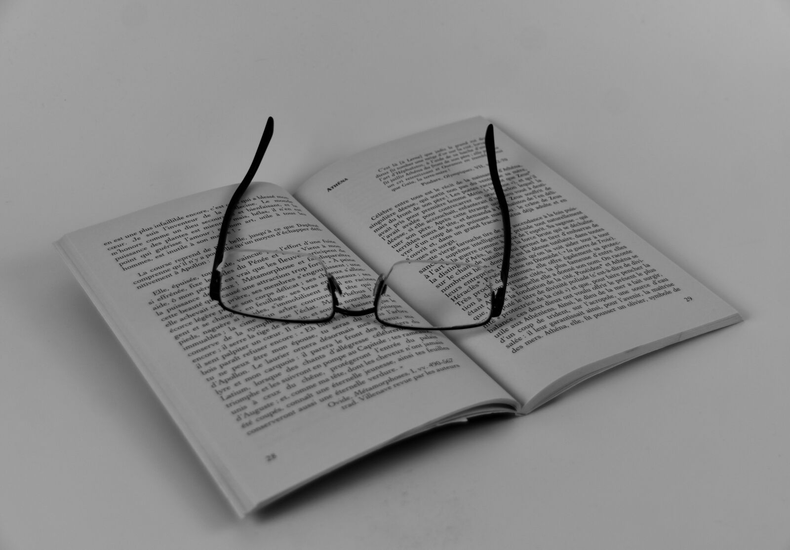 Nikon D5200 sample photo. Book, reading, page photography
