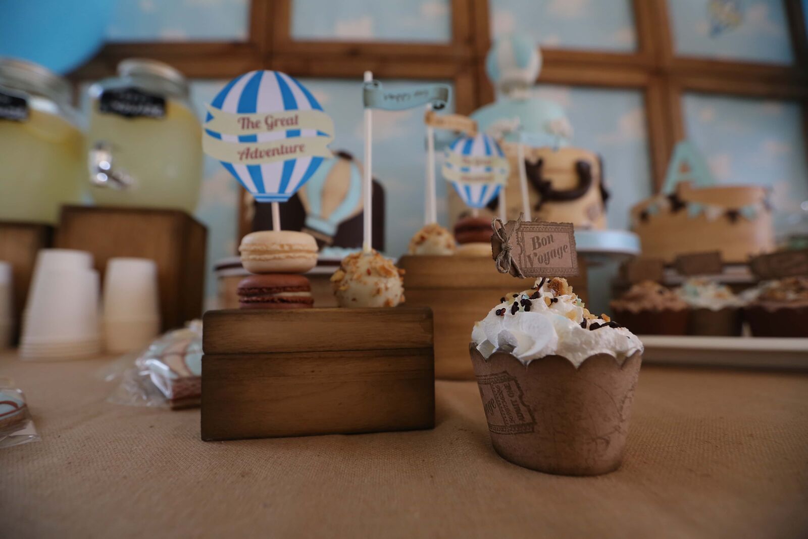 Canon EF 16-35mm F2.8L II USM sample photo. Cupcake, birthday, birthday cake photography