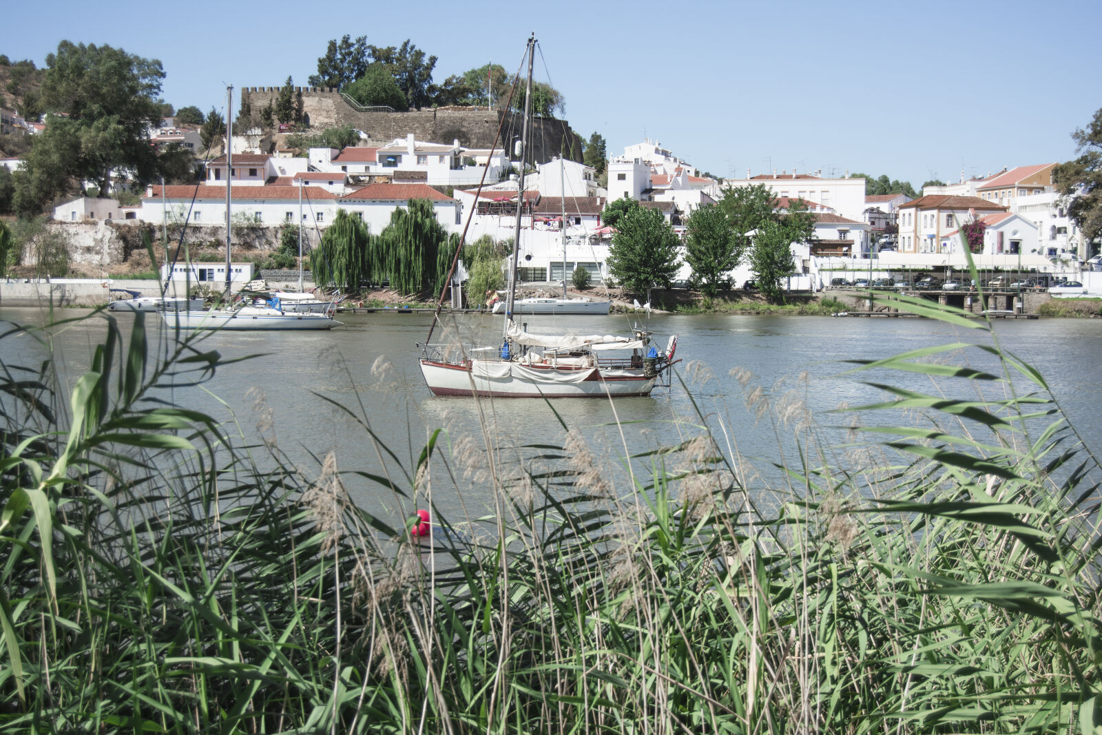Nikon D5200 sample photo. Alcautin, portugal, boat, boats photography