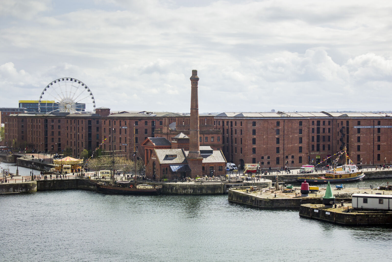 Canon EOS 600D (Rebel EOS T3i / EOS Kiss X5) sample photo. Albert, dock, liverpool, pumphouse photography