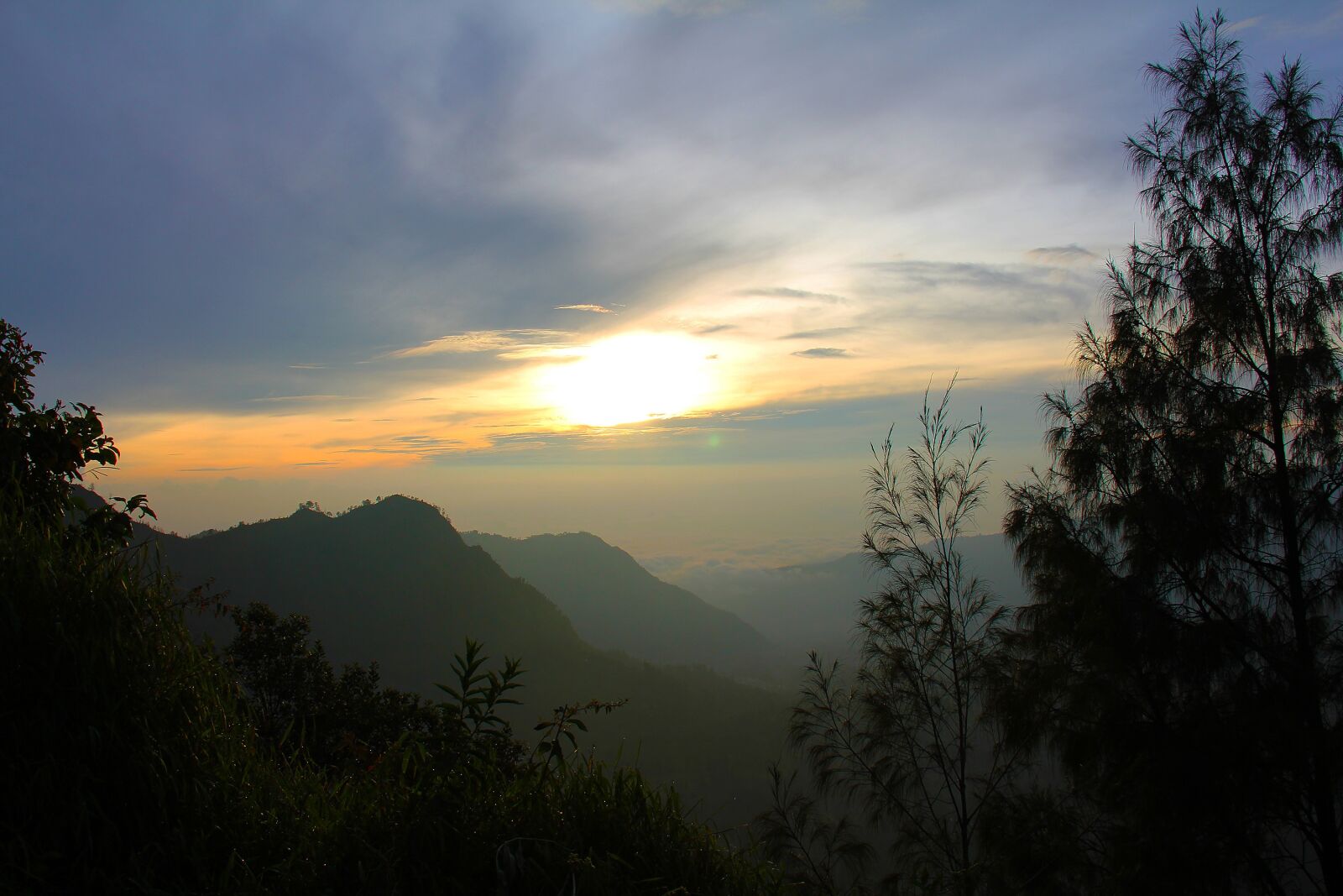 Canon EOS 60D sample photo. Sunrise, dawn, morning photography