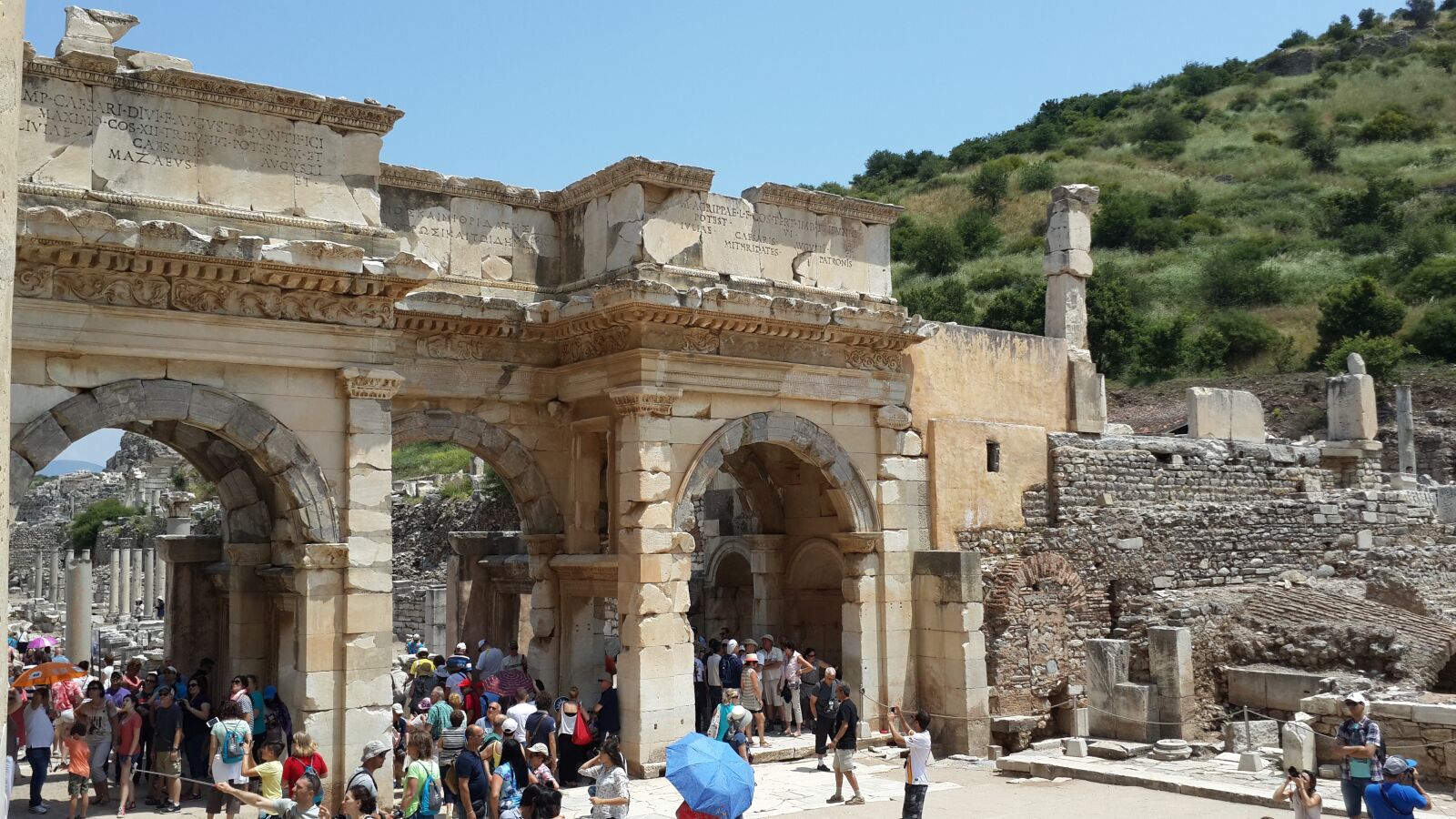 Samsung Galaxy S4 sample photo. Patronis, efes, turkey photography