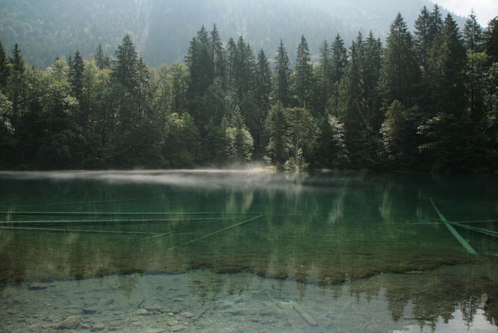 Canon EOS 400D (EOS Digital Rebel XTi / EOS Kiss Digital X) sample photo. Bergsee, alpine, lake photography