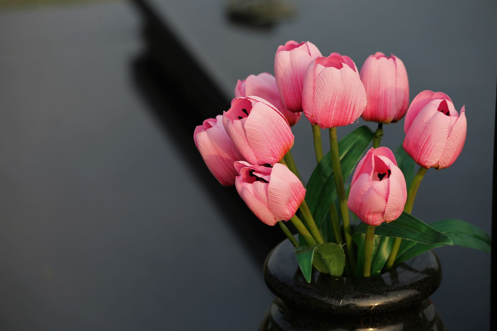 Canon EF 70-300 F4-5.6 IS II USM sample photo. Artificial flowers, vase, colorful photography