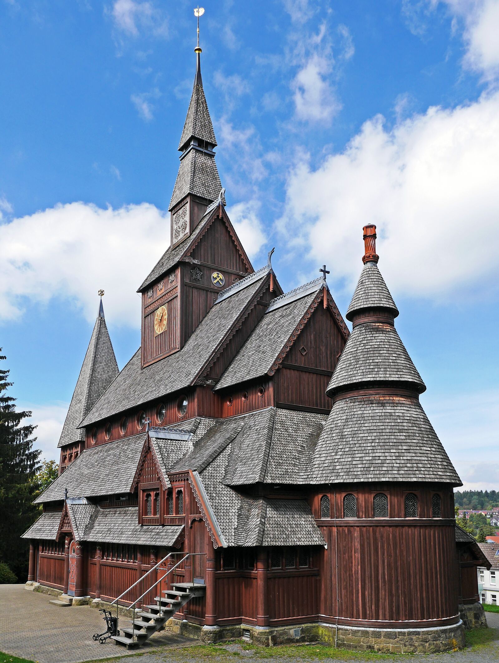 Panasonic Lumix DMC-GH3 sample photo. Stave church, goslar-hahnenklee, east photography
