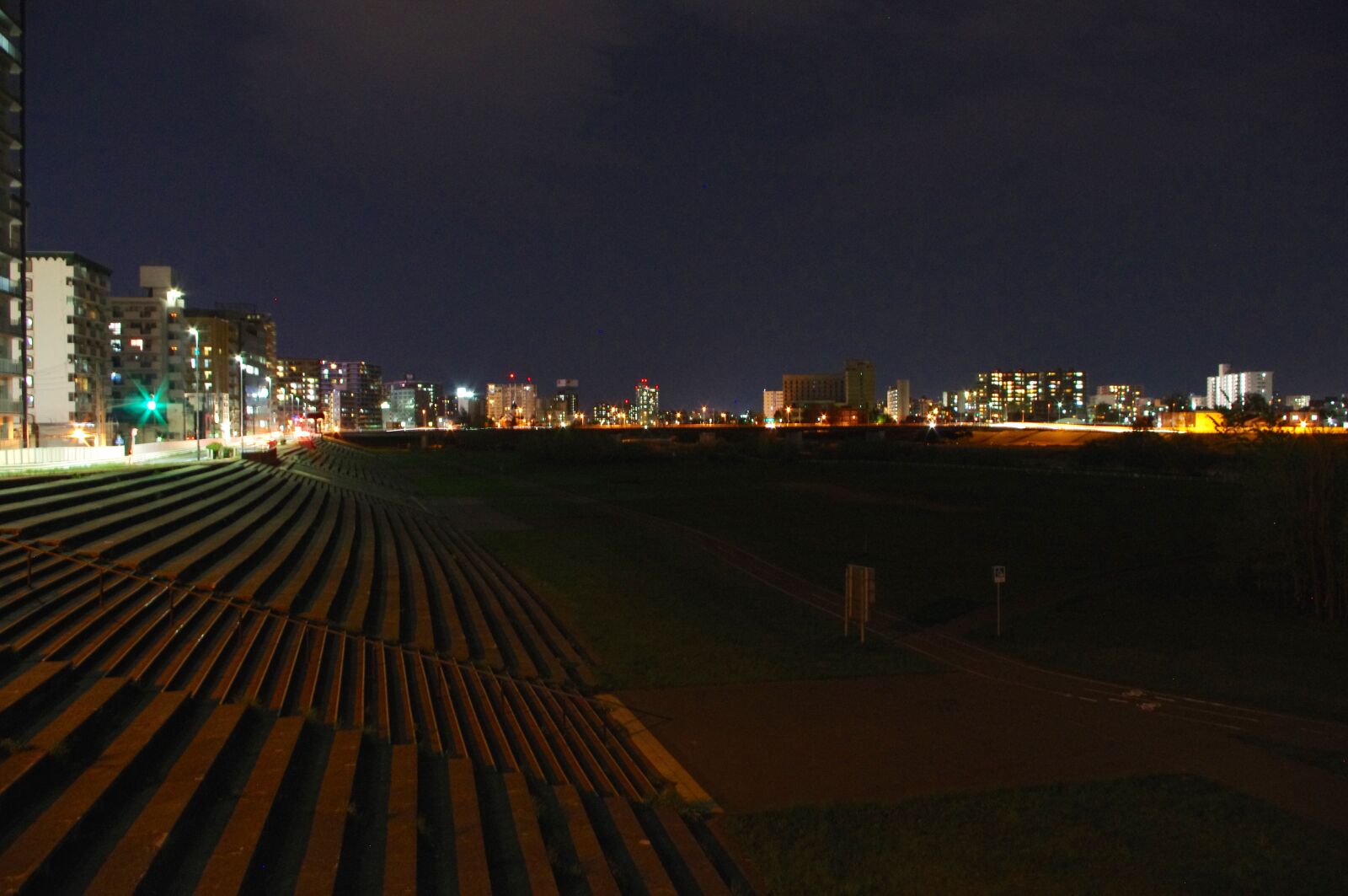 Pentax K-r sample photo. Nightscape, lights, cityscape photography