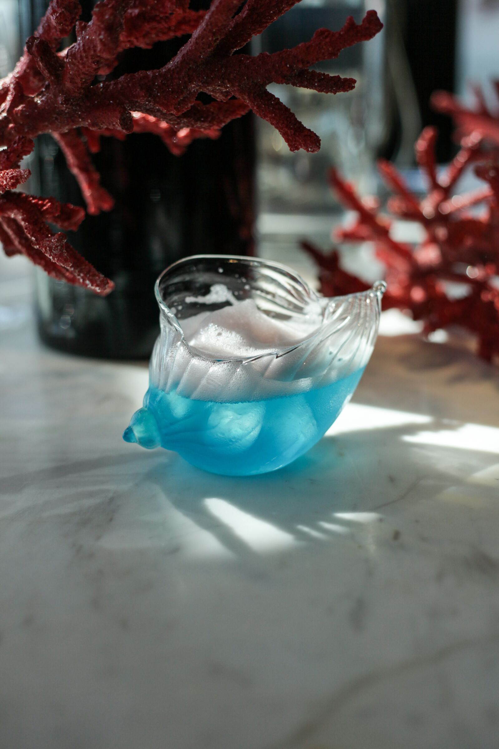 Canon EF 50mm F1.8 II sample photo. Cocktail, hands, hand photography