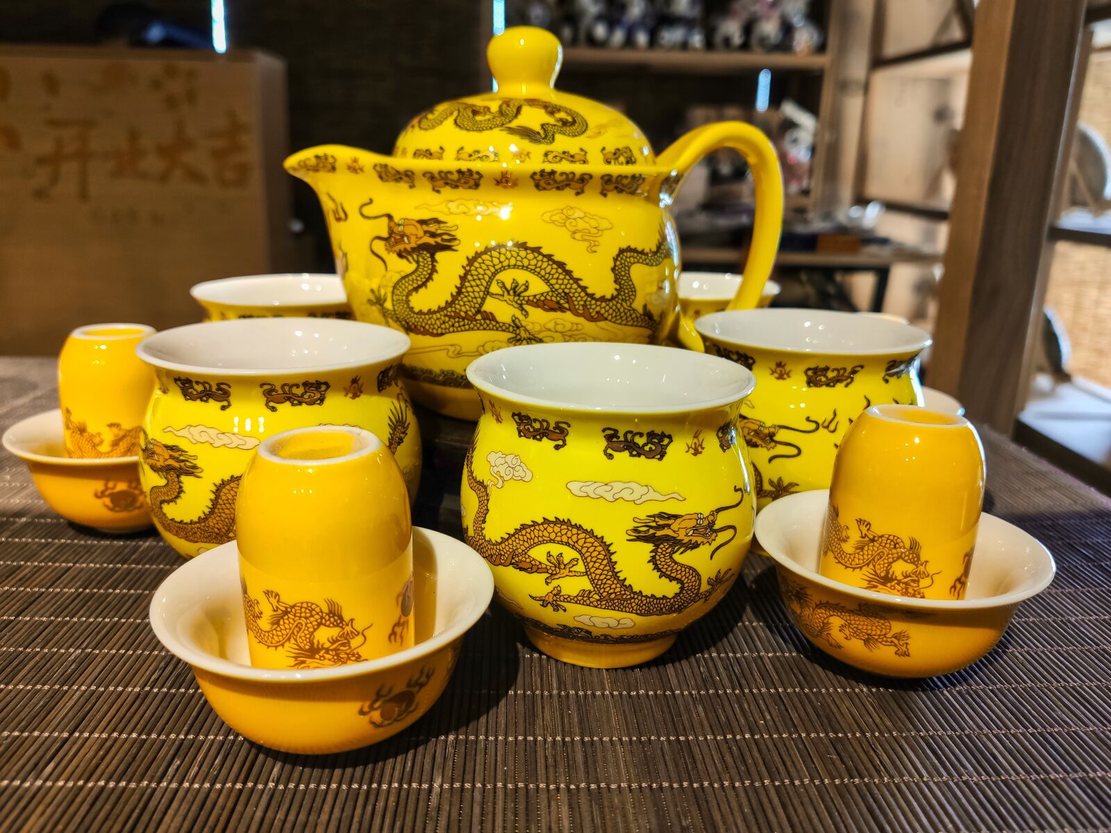 Xiaomi MI 9 sample photo. Teeservice, china, chinese photography