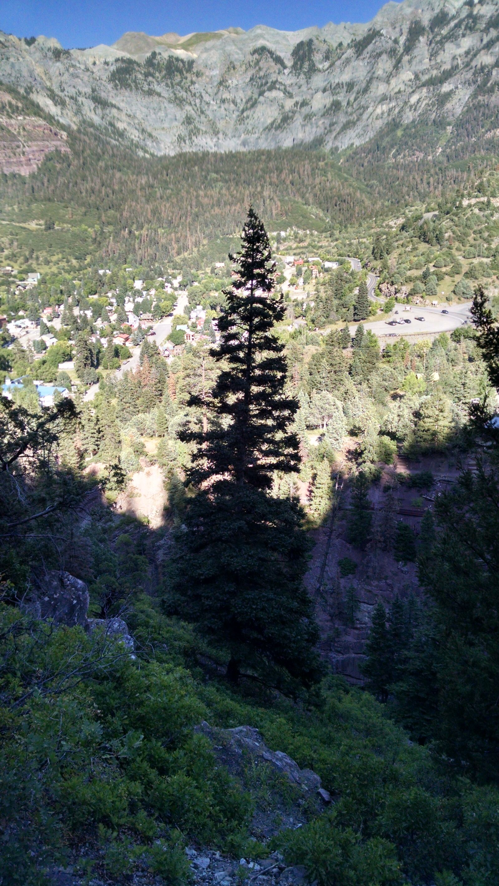 Motorola XT1080 sample photo. Mountains, tree photography