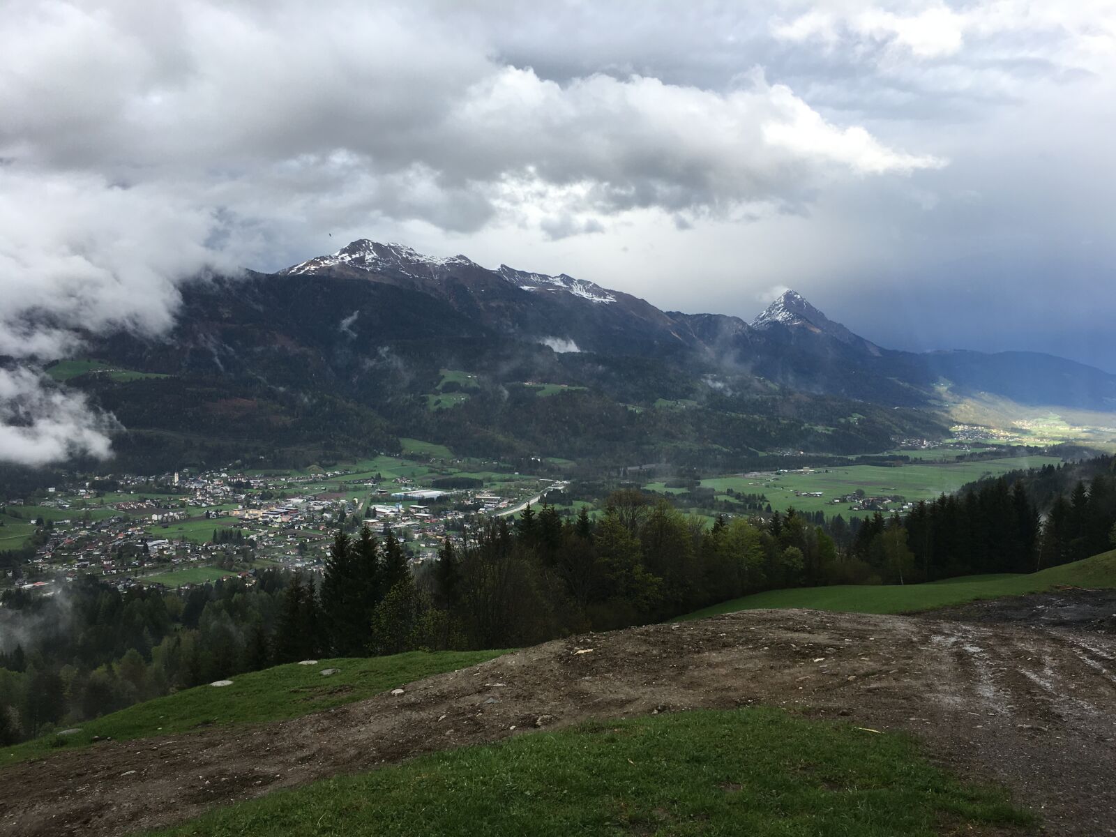 Apple iPhone 6s sample photo. Weather, clouds, mountains photography